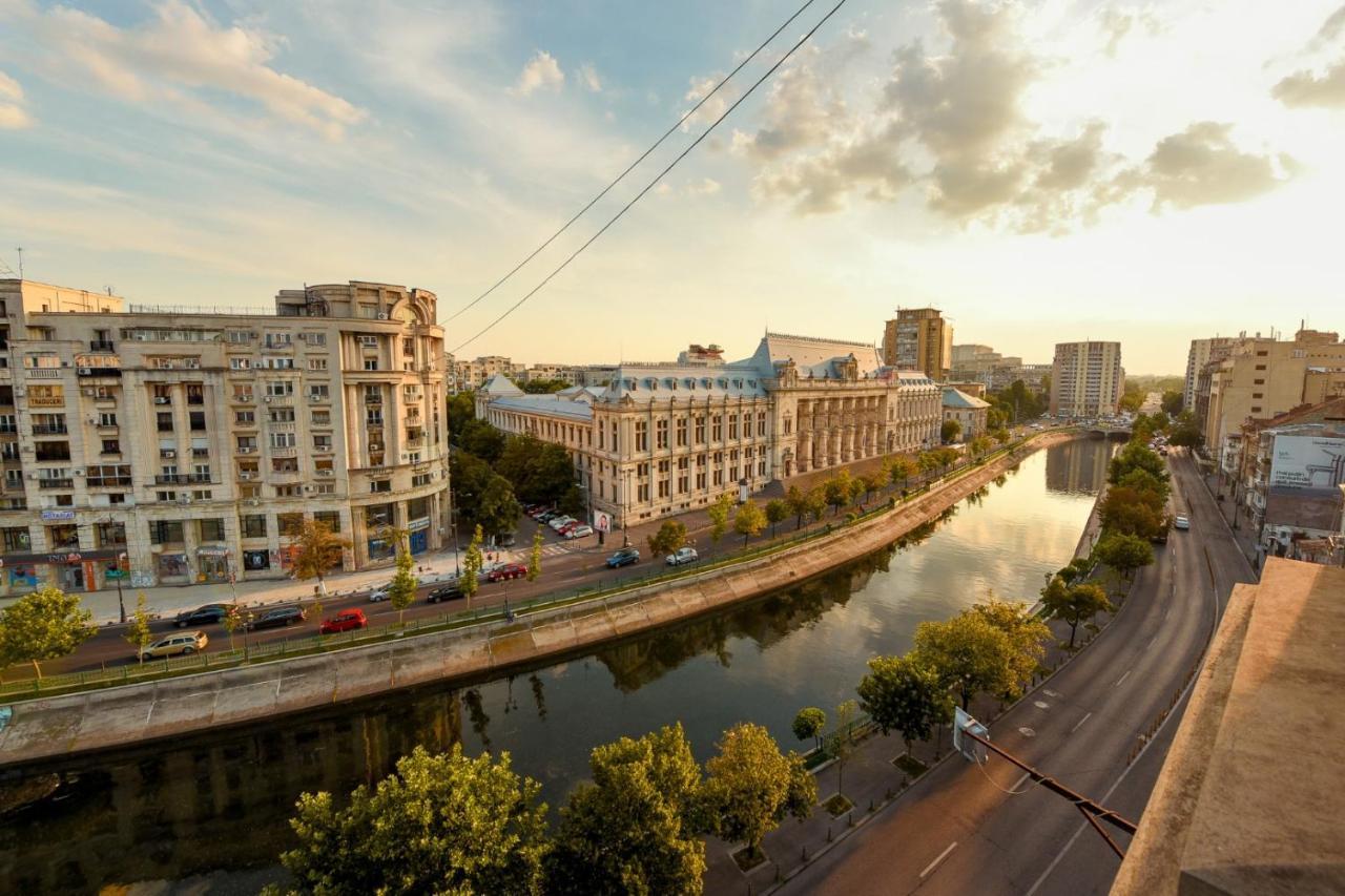 Baroque Splendor: Breathtaking Views & Design Bucharest Exterior photo